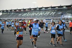 BIB: 51981, 528, 53112
                            <button type="button" onclick="openModal(10465885)" class="btn btn-primary btn-sm float-right btn-popup" data-toggle="modal" data-target=".modal-high-quality">
                        <i class="fas fa-shopping-cart"></i> Add to Cart
                    </button>
                                            <button type="button" onclick="isThisMe(10465885, true)" class="btn btn-success btn-sm float-right btn-popup btn-isme hidden" data-toggle="tooltip" data-placement="bottom" title="นี่คือรูปของคุณใช่ไหม คลิกที่นี่เพื่อเอาเข้าอัลบั้ม">
                        <i class="fas fa-plus"></i> Add to album
                    </button>
                    <button type="button" onclick="isThisMe(10465885, false)" class="btn btn-warning btn-sm float-right btn-popup btn-isnotme hidden">
                        <i class="fas fa-ban"></i> Remove from album
                    </button>